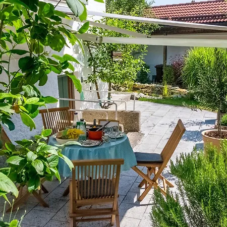 Charmantes Mit Garten - Seen Und Voralpen Dom wakacyjny *